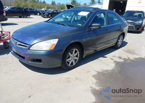 2003 Honda Accord 3.0 Ex z USA, uszkodzony, nr VIN 1HGCM66533A031914